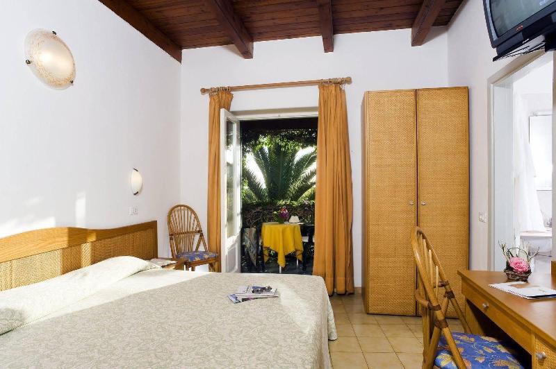 Villa Angela Terme อีสเกีย ภายนอก รูปภาพ